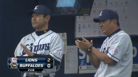 2回表5秋山2点タイムリーヒット (2)