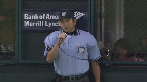 １回表４ビデオ判定 (2)