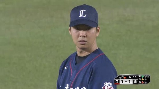 ６回裏２フォアボールからの鬼崎ファインプレー (1)