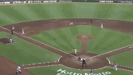 ５回表３渡辺２点タイムリー２ベース (3)