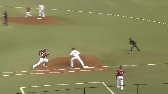 1回表２中村エラー中川アウト4人 (2)