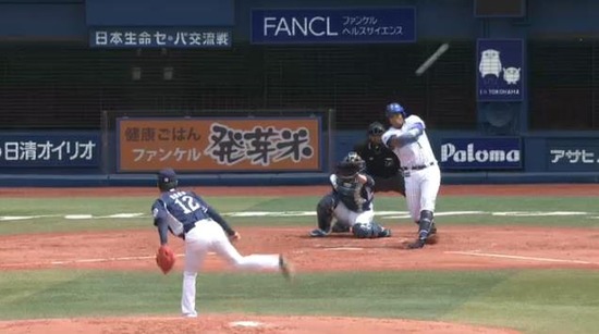 ２回裏１ロペスポール直撃HR (3)