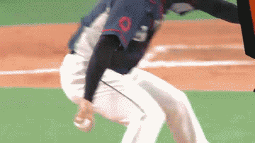 7回裏1近藤三振