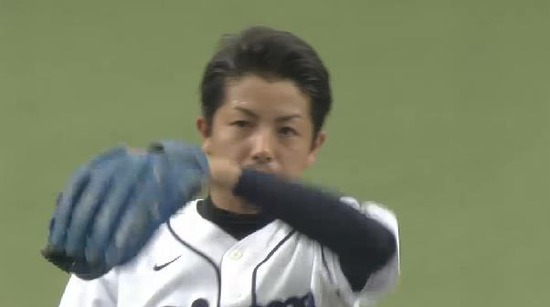 ４回表４稼頭央押し出しフォアボール (2)