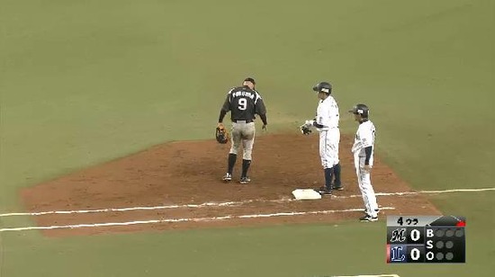 ４回裏１先頭栗山ヒット