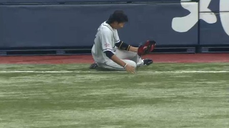 7回裏2金子ナイスプレー