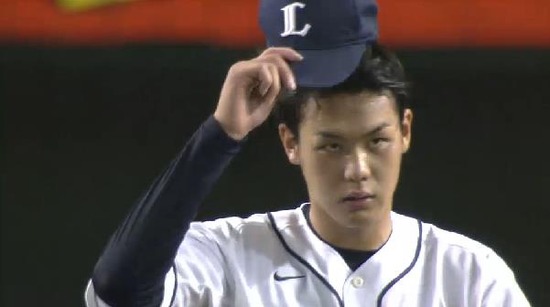 ９回表２デスパ三振 (2)