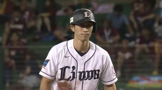 ５回裏２外崎盗塁 (2)