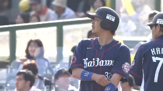 ９回表２浅村タイムリー (2)