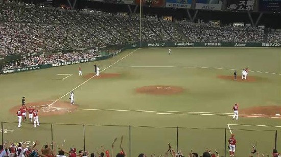 6回表4田中走者一掃タイムリー2ベース (6)