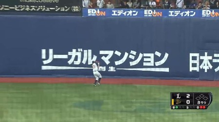 8回裏1岸 (1)