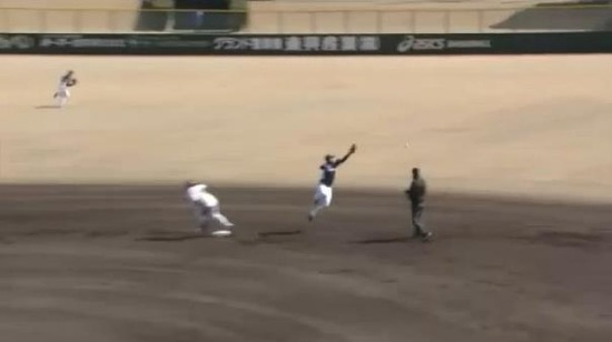 １回裏３小関タイムリー炭谷送球エラー2点 (2)