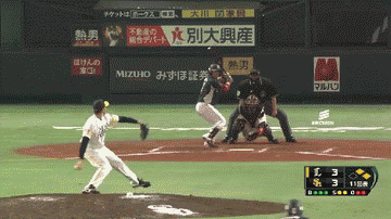 11回表５脇谷三振 (1)