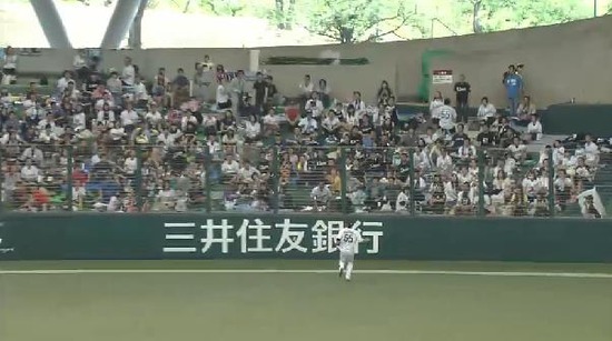 ４回表１松井稼頭央２ベース (2)