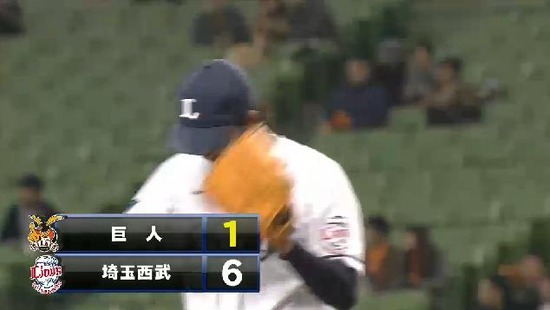 6回表３中井四球押し出し1点 (1)