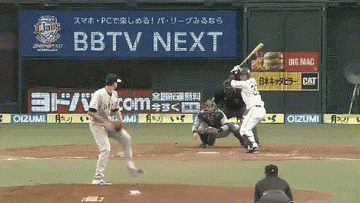 2回裏５浅村タイムリー (1)