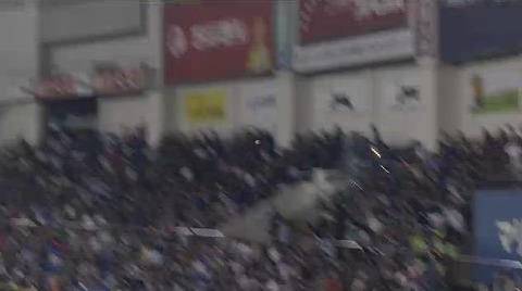 ６回表８クルーズ逆転３ラン (5)