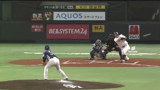 2回裏１イデホ四球松田ヒット１塁２塁 (3)