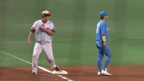 ２回裏１ヒット２本３塁１塁