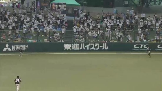 1回裏１栗山２ベース (3)