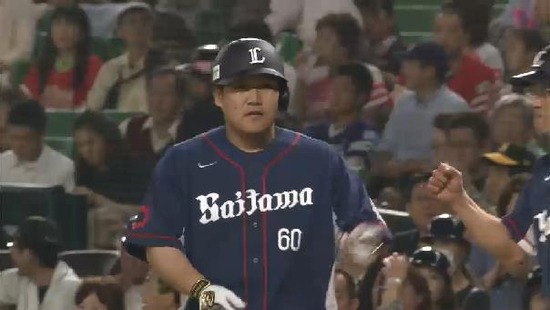 2回表１おかわりライト前