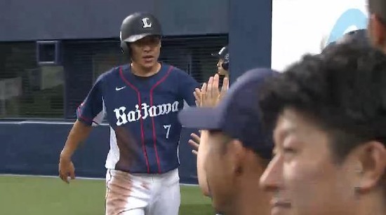 ２回表３熊代併殺崩れ１点 (5)