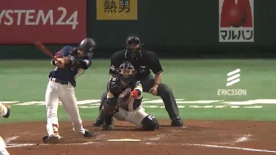 ７回表２金子HR (3)