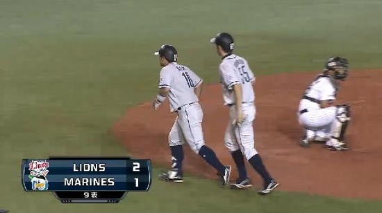 9回表3森2ラン (2)