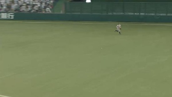 ２回裏４栗山ヒット１塁３塁直人ヘッスラ (2)