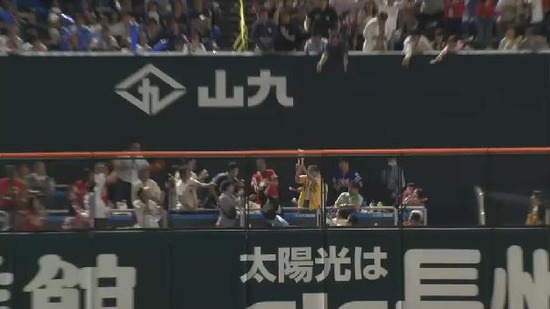 ６回裏８柳田満塁弾 (3)