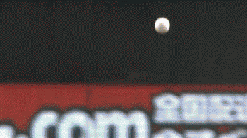 ８回裏１メヒアHR (1)