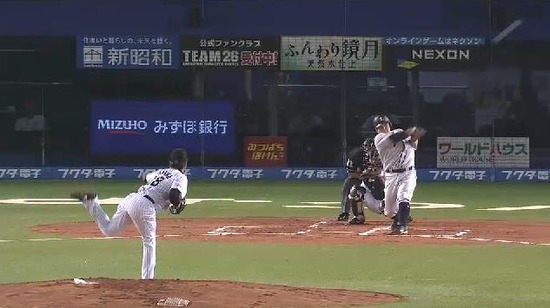 １回表３中村HR (3)