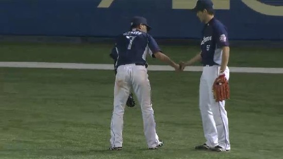 7回裏1清田ライト前脇谷好捕 (1)