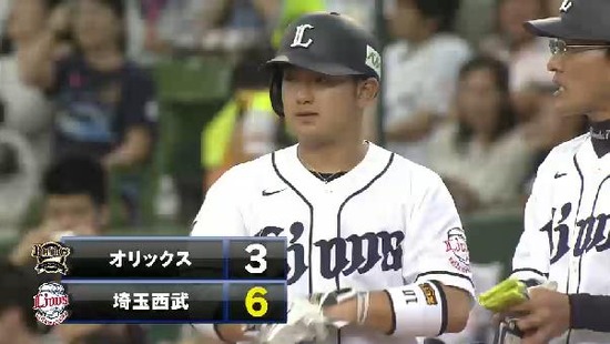 7回裏2森タイムリー脇谷ホームイン (2)