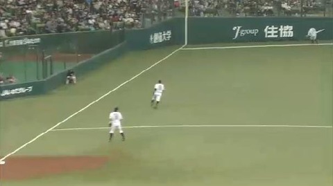 ６回ジョーンズ２点タイムリー２ベース (2)