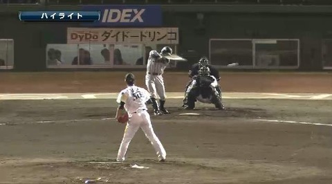 ４回大崎タイムリーヒット４点目 (2)