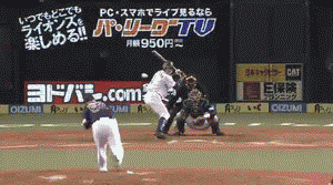 9回裏3栗山タイムリー3ベース (1)