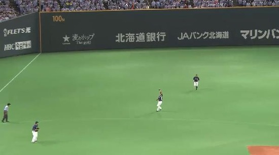 ５回裏１岸パーフェクト (2)