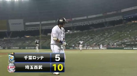 ８回裏３永江２点タイムリー２ベース (1)