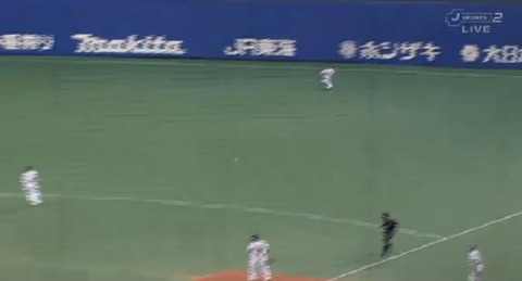 6回表1秋山チーム初ヒット (2)