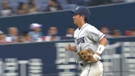 ４回裏３原ショートライナー (1)