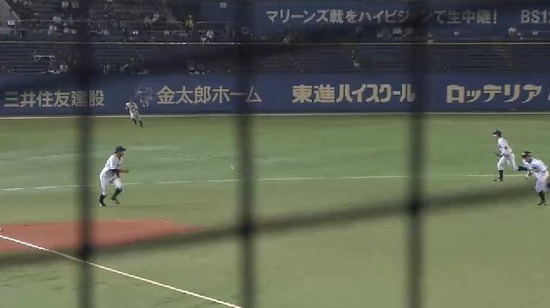 １回裏１デスパイネタイムリー (3)