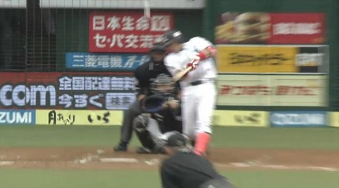 2回裏2木村2ランHR (3)