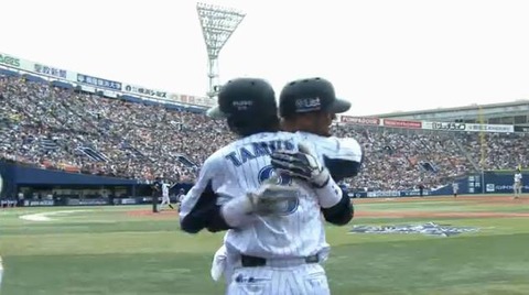 4回裏1グリエルHR (1)