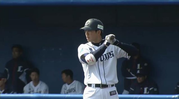 3回裏3秋山タイムリーヒット (1)
