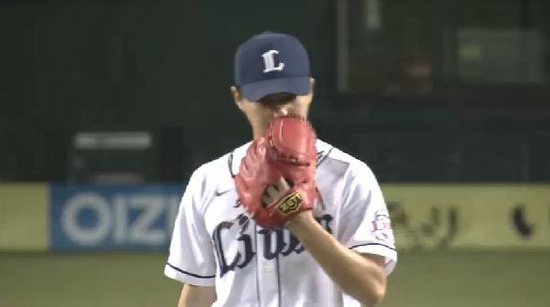 3回表1連打1塁2塁 (4)