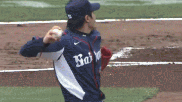 1回裏3坂口三振