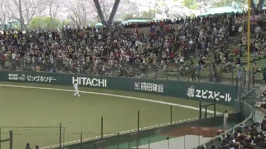 ９回表３糸井ソロ (1)