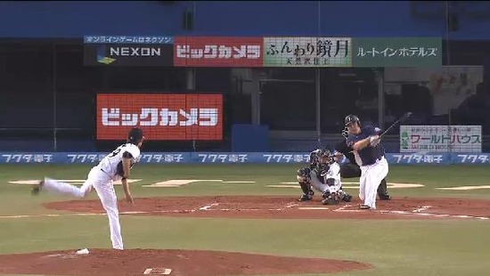 1回表４おかわりタイムリー捕手送球逸れて２塁 (2)