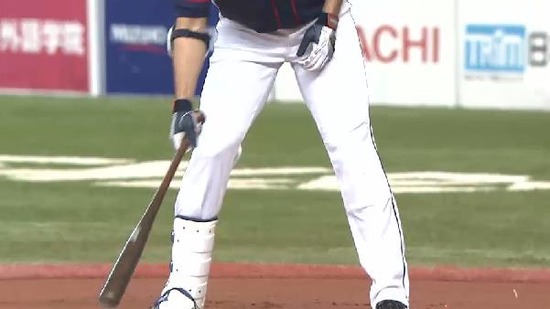 １回表１秋山ショートゴロ (3)